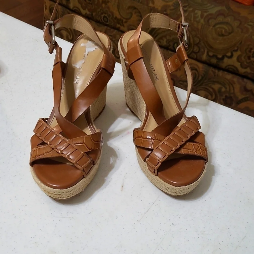 Antonio Melani strappy platform wedge sandals size 8.5